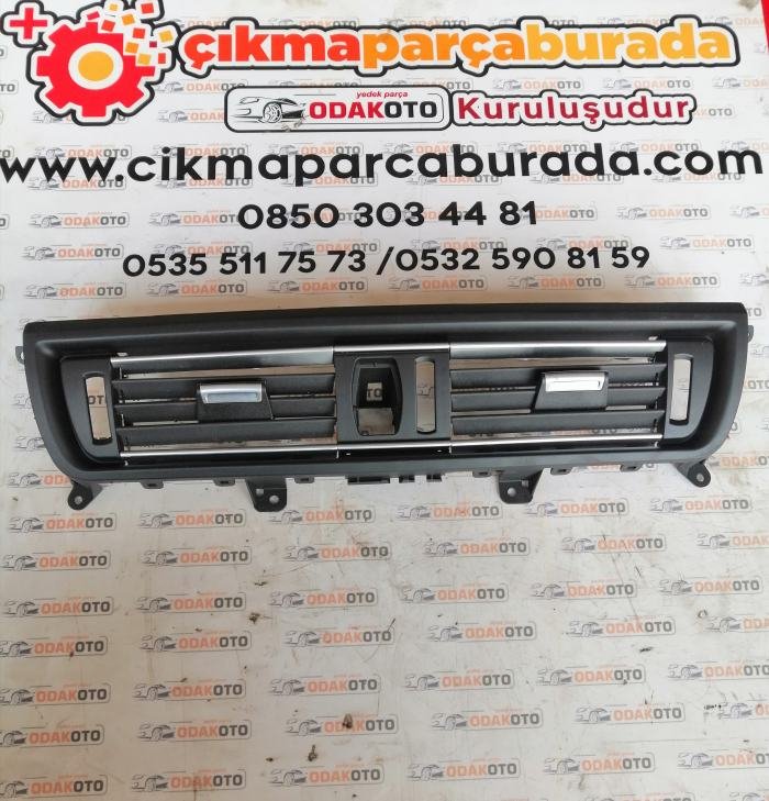 6422 9209 136 BMW F10/F11/F18 Sıfır Krom Ön Havalandırma Orta