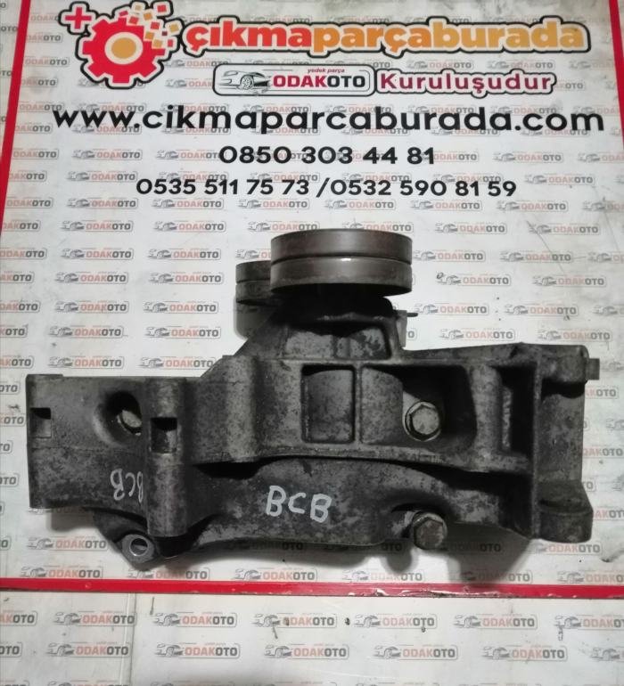 032 143 169 Q Seat Leon 1.6 16V (BCB) Çıkma Motor Kulağı