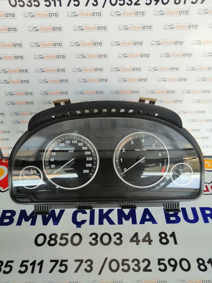 9280477 BMW F10 5 Serisi Benzinli Çıkma Gösterge Paneli Temiz