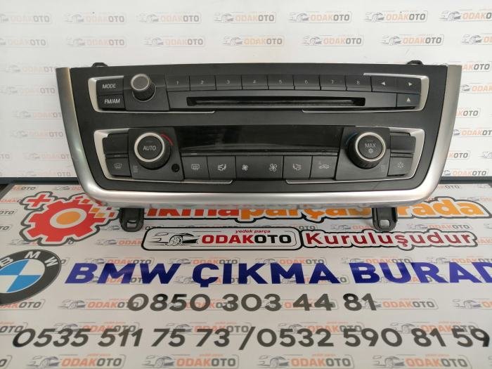 9226784 BMW F30 3 Serisi Çıkma Klima Kontrol Paneli Ses CD si